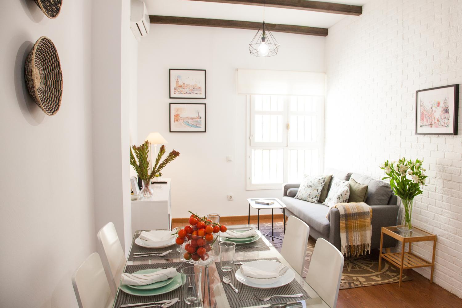 Two-Bedroom Apartment Premium Conde de Ibarra 12