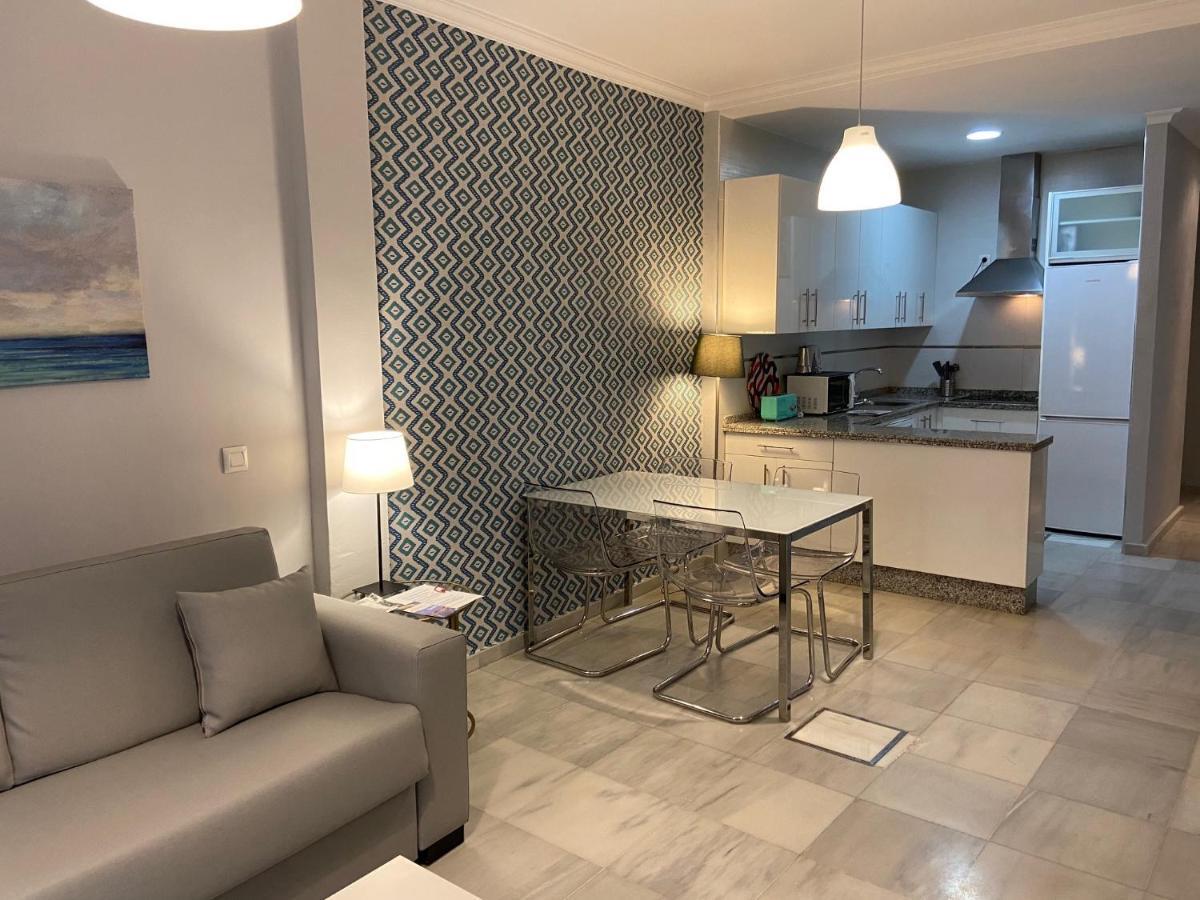 One-Bedroom Apartment Correduría 10
