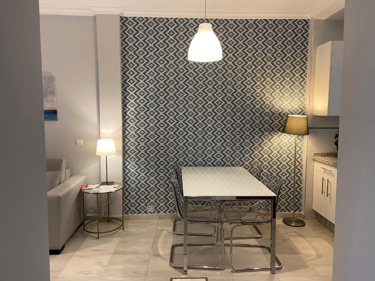 One-Bedroom Apartment Correduría 10